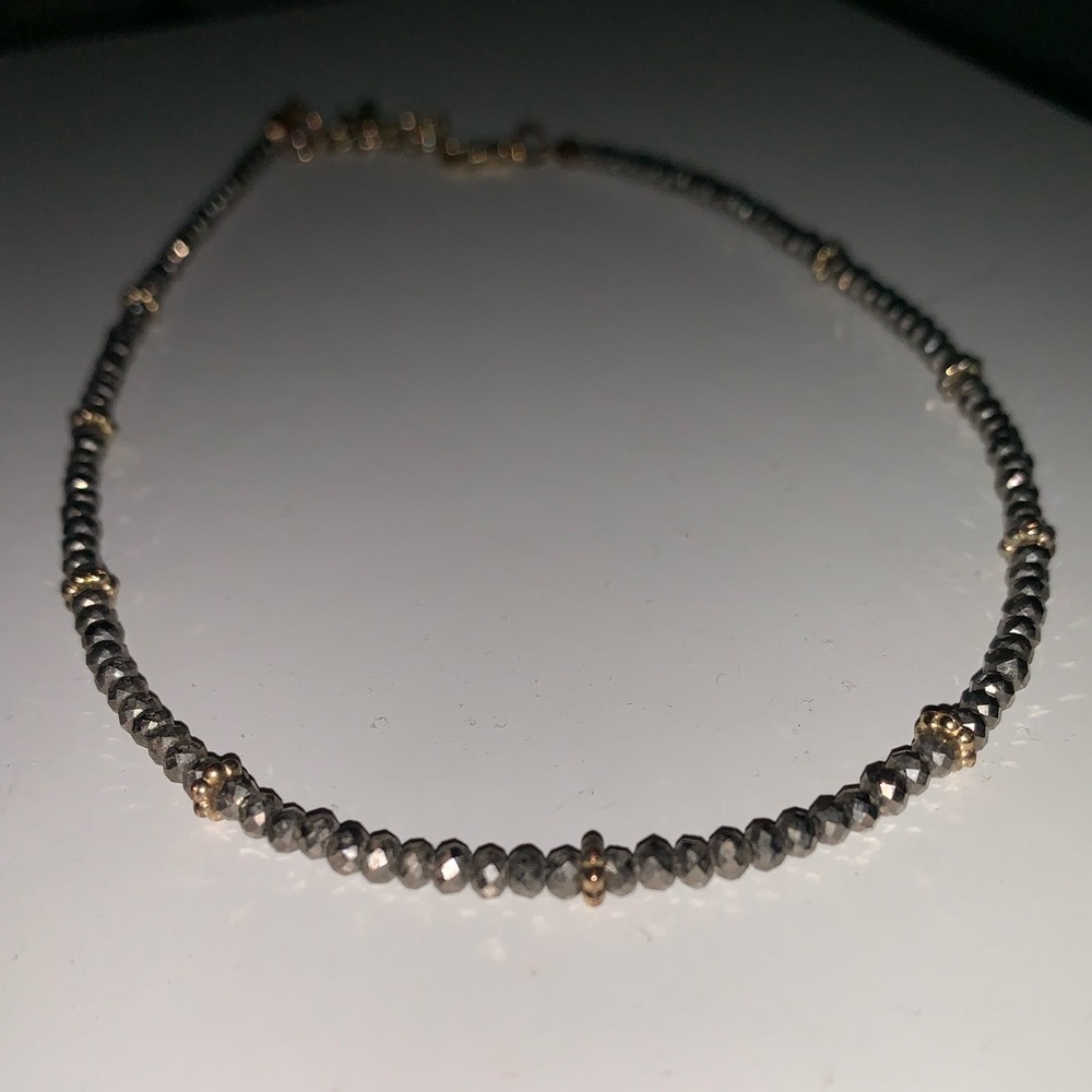 Adjustable Choker!